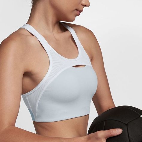 Nike Sports Bra Outfit, Sport Bra Outfits, Alo Yoga Outfit, Bra Outfits, Elegant Sport, Best Yoga Clothes, Activewear Inspiration, Sports Bra Outfit, Cute Sporty Outfits