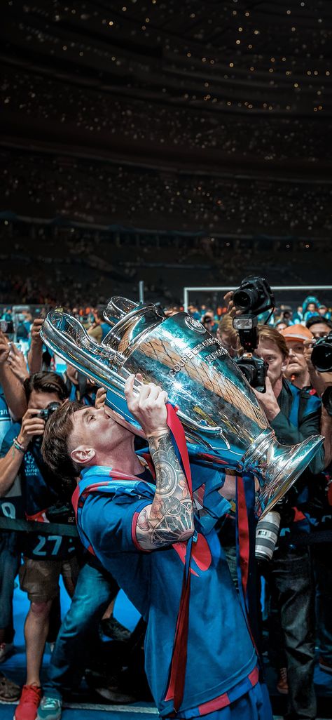 Messi 2015 Wallpaper, Ucl Trophy, Messi Ucl, Messi 2015, Messi Wallpaper, Messi Pictures, 2015 Wallpaper, Fc Barcelona Wallpapers, Lionel Messi Barcelona