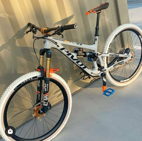 Talaria X3 Bike, White Tires, Full Suspension Mountain Bike, Motorcross Bike, Specialized Bikes, Downhill Bike, Downhill Mtb, Enduro Mtb, Bike Mountain