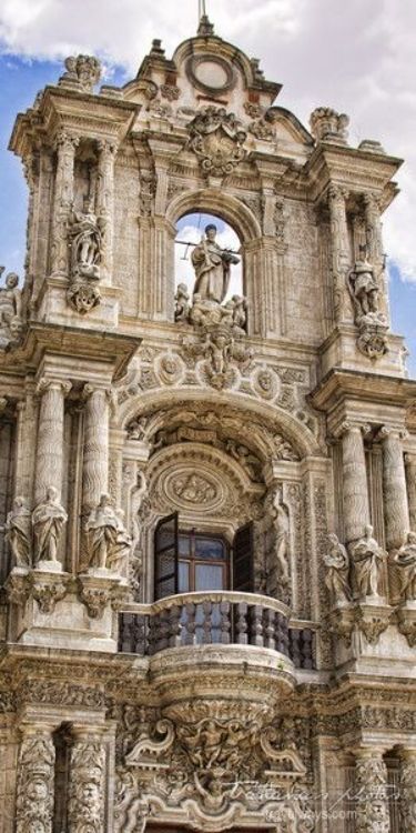 San Sebastián, Spain Most Beautiful Architecture, Spanish Baroque Architecture, Spanish Architecture Old, Spanish Architecture Aesthetic, Architecture Aestethic, Rennaisance Architecture, Old Architecture House, Spanish Cathedral, Architecture Wallpapers