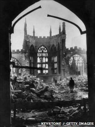 Ruins of Coventry cathedral after the Blitz of 14 November, 1940-Mr Charman says the RAF did indeed detect the the navigation signals over Coventry, but tried to intercept and then jam them; one theory suggests this failed because the wrong frequency was chosen. Coventry Blitz, Coventry Cathedral, London Blitz, Franklin Roosevelt, The Blitz, Battle Of Britain, English History, The Ruins, Abandoned Buildings