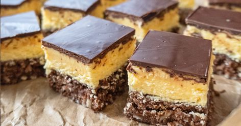 Nanaimo Bars – A Classic No-Bake Canadian Dessert Canadian Nanaimo Bars, Nanaimo Bar Cookies, Best Nanaimo Bar Recipe, Gluten Free Nanaimo Bars, Naniamo Bars, Canadian Desserts, Nanaimo Bars Recipe, Nanaimo Bar Recipe, Rice Crispy Bars