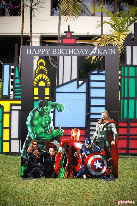 Photo booth from an Avengers Themed Birthday Party via Kara's Party Ideas | KarasPartyIdeas.com (18) Avenger Theme Birthday Party, Avengers Birthday Theme Decor, Marvel Theme Party Decoration, The Avengers Birthday Party, Avengers Theme Birthday Decoration, Avengers Decorations Party, Marvel Party Ideas Decoration, Avengers Party Ideas Decoration, Avengers Photo Booth