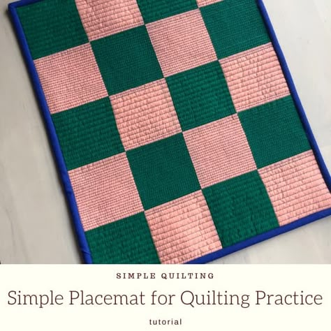 Quilt Place Mats Free Pattern, Placemats Patterns Free Sewing, Simple Quilted Placemats, Placemat Sewing Pattern, Quilted Placemats Patterns Free Ideas, Sewn Placemats, Placemats Ideas Diy, Quilting Placemats, Diy Placemats Fabric