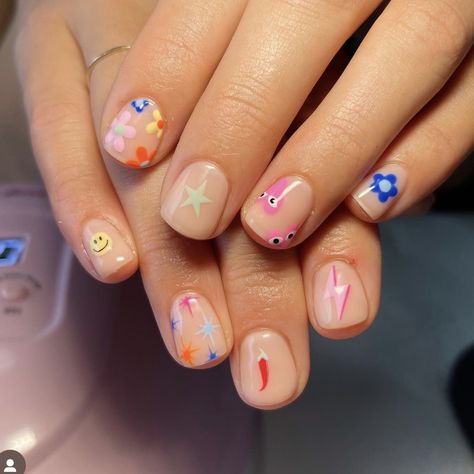 Emoji Nails, Mix Match Nails, Teen Nails, Minimal Nails Art, Hippie Nails, Short Gel Nails, Minimal Nails, Cute Gel Nails, Soft Nails