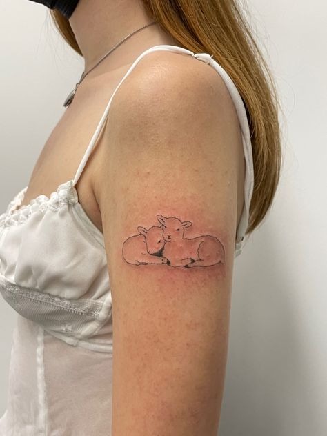 Dainty Fine Line Tattoo, Tattoo Ideas Dainty, Tea Cup Tattoo, Lamb Tattoo, Cute Tattoo Ideas, Kitten Tattoo, Sheep Tattoo, Flower Tea Cup, Pig Tattoo