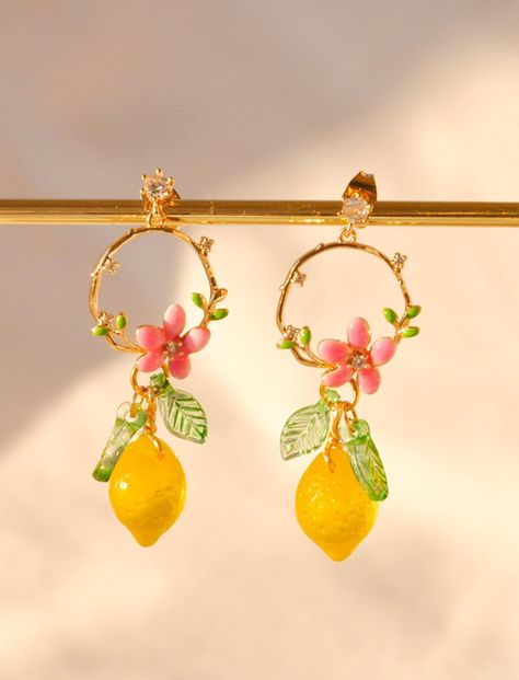 AMALFI Crown Yellow Lemon Earrings, Glass Lemon Drop Earrings, Food Earrings, Fruit Earrings, Healing Summer Earrings, Custom Earrings - Etsy Healing Summer, Lemon Earrings, Italian Party, Earrings Food, Crystal Drawing, Food Earrings, Fruit Earrings, Summer Earrings, Jewelry Accessories Ideas