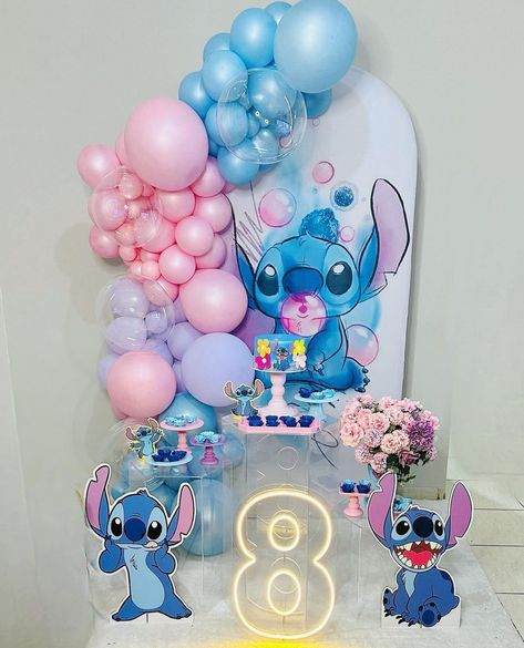 Stitch Birthday Party Girl, Stitch Girl Birthday Party, Stitch Balloon Arch, Stitch Decorations Party, Lilo Y Stitch Cumpleaños, Cumple De Stitch Ideas, Stitch Themed Birthday Party, Stitch Party Decorations, Stitch Birthday Party Ideas