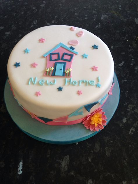 New home cake. House Blessing Cake Design, New House Cake Ideas, New Home Cake, Housewarming Cake, House Blessings, Friendship Cake, Home Cake, Turquoise Party, Food Decorating