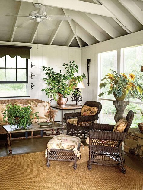 Cottage Porch Wood Valance, Highlands North Carolina, Screened Porch Designs, Cottage Dining Rooms, Cottage Porch, Clad Home, Porch Windows, Colorful Cottage, Mountain Cottage