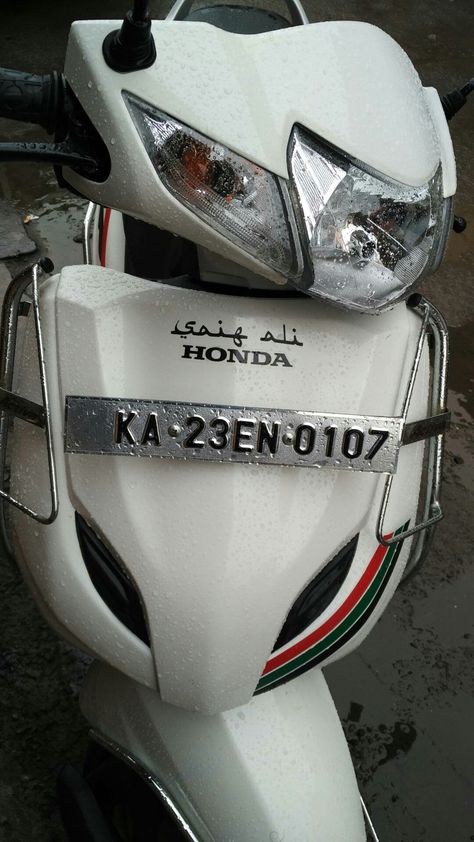 Honda Activa 3g Modified. Activa Modified, Gents Hair Style, Paper Car, Travel Diaries, Body Stickers, Stickers Online, Cool Stickers, Travel Diary, Car Stickers