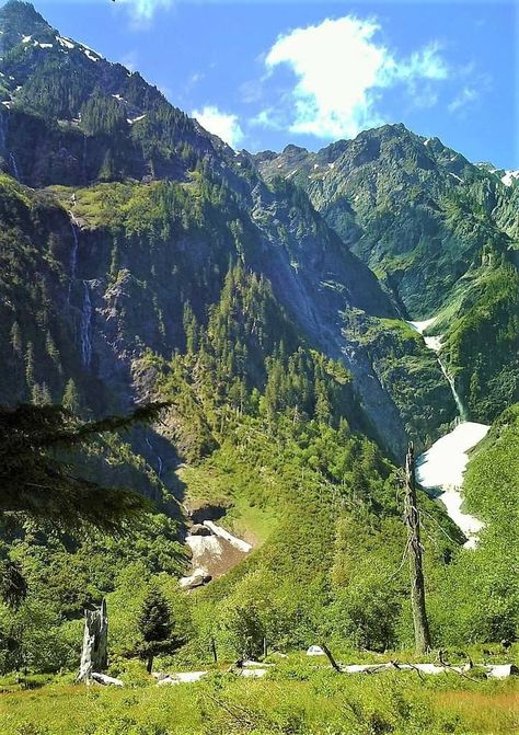 The Enchantments, Washington Usa, Travel Bucket List, Dream Life, Enchanted, Bucket List, Washington, The Outsiders, Natural Landmarks