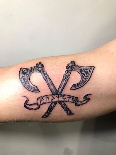 Viking Rib Tattoo, Viking Axes Tattoos, Crossed Axes Tattoo Viking, Two Axes Tattoo, Viking Heritage Tattoo, Norse Tattoo Neck, Swedish Tattoo Ideas Men, Machado Viking Tattoo, Battle Axes Viking Tattoo