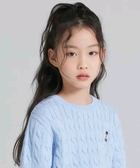 Parent Claims Dr Asian, Korean Kids Girl, Baby Picture Outfits, Korean Face, رعب نفسي, Asian Kids, Asian Babies, Child Actresses, Artists For Kids