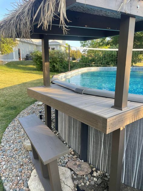 Diy Swim Up Bar Above Ground Pool, Above Ground Pool Table Diy, Above Ground Pool Side Table, Diy Pool Bar, Swimup Bar, Above Ground Pool Bar Ideas, Swimming Pool Hacks, Backyard Amenities, Above Ground Pool Landscape Ideas