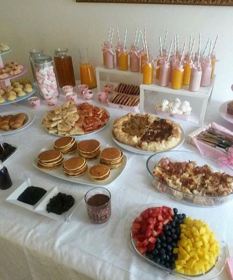 1st Birthday Brunch, Breakfast Parties, Birthday Brunch Ideas, First Birthday Brunch, Sleepover Birthday Parties, Parties Ideas, Breakfast And Brunch, Breakfast Party, Birthday Breakfast