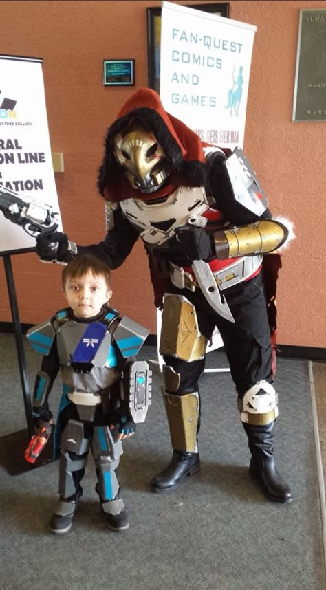 Destiny cosplay Destiny 2 Cosplay, Destiny Costume, Destiny Cosplay, Epic Backgrounds, Destiny Comic, Destiny Images, Destiny Bungie, Destiny Art, Cayde 6