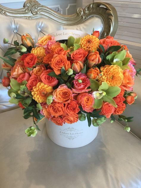 Orange! Orange Bouquet Flowers, Flowers Bouquet Orange, Jlf Flowers, Orange Flower Arrangements, Orange Flower Bouquet, Windows Flowers, Valentine Bouquet, Box Flowers, Thank You Flowers