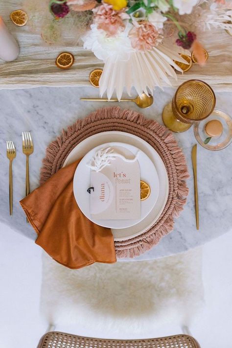 Orange, Mauve, and Amber Place Setting with 70's SoCal Style Wedding Plate Setting, Socal Style, Bridal Shower Inspiration, Wedding Plates, Wedding Place Settings, Floral Wedding Dress, Deco Boheme, Coastal Wedding, Retro Wedding