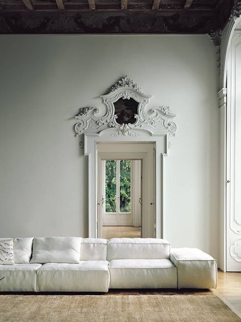 Extrasoft White Molding, High Design, Design Del Prodotto, White Rooms, A Living Room, White Interior, Beautiful Space, Beautiful Interiors, Home Fashion