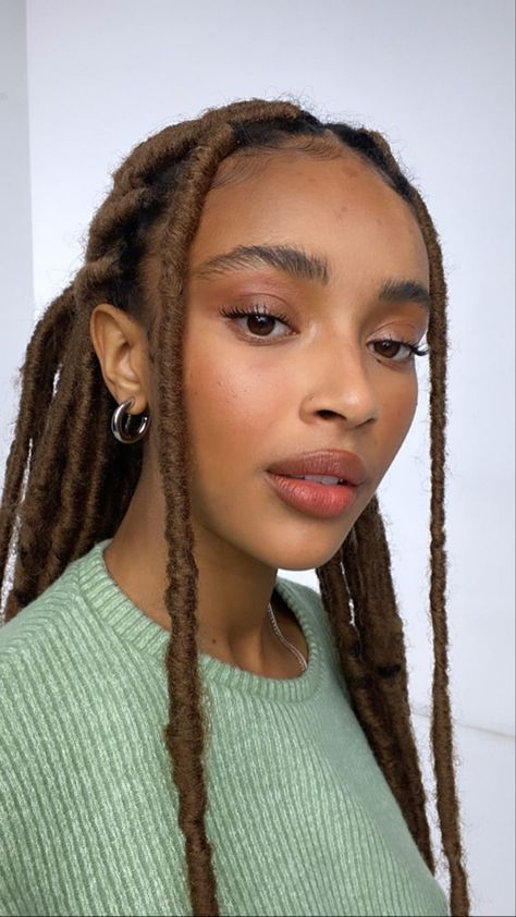 Bob Braids Hairstyles, Bob Braids, Soft Glam Makeup, Box Braids Hairstyles For Black Women, Black Femininity, Braid Ideas, Soft Glam, Hair Ponytail Styles, Ponytail Styles