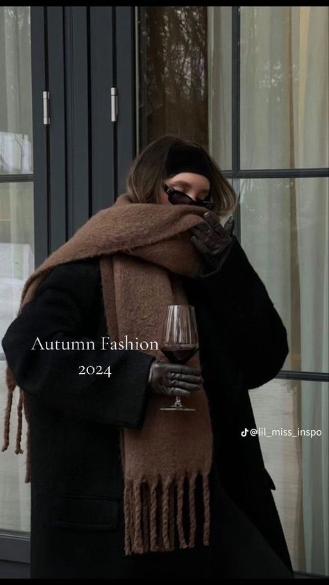 Scarf Outfit, Fall Scarves, Wool Scarf, Trench Coat, Autumn Fashion, Outfit Inspirations, Wool, Clothes