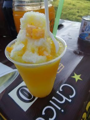 Vanilla Raspado Recipe, Sno Cone Syrup Recipe, Raspados Recipe, Sno Cone Syrup, Snow Cones Recipes, Mexican Snacks, Candy Drinks, Snow Cones, Syrup Recipe