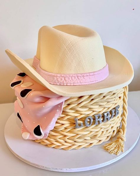 Cowgirl Birthday Cakes, Cowgirl Cake, Baby Cowgirl, Cowgirl Cakes, Vintage Birthday Cakes, Cowgirl Birthday Party, Cowgirl Birthday, Cowgirl Party, Vintage Birthday