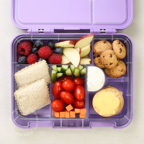 Fruit Bento, Toddler Bento Box Ideas, Lunchbox Ideas Kids, Kids Lunch Box Ideas, Lunch Box Ideas For Kids, Bento Box Lunch For Kids, Kids Lunch Box Meals, Bento Box Kids, Healthy Lunch Snacks