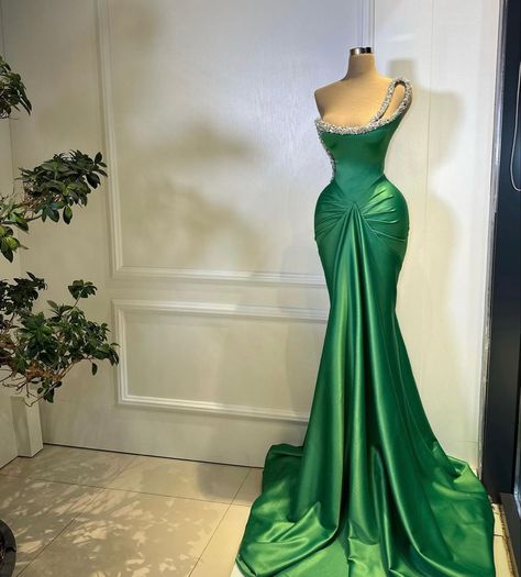 Emerald Green Mermaid Prom Dress, Emerald Green Evening Dress, Green Mermaid Prom Dress, Green Evening Dress, Senior Prom Dresses, Mermaid Evening Gown, Classy Prom Dresses, Mermaid Prom Dress, Stunning Prom Dresses