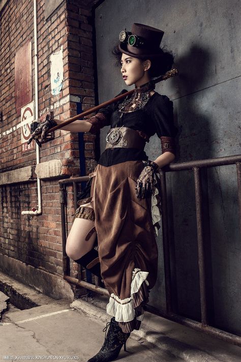 Steampunk style ~ Steampunk Photoshoot, Steampunk Photography, Corset Steampunk, Mode Steampunk, Steampunk Aesthetic, Steampunk Couture, Steampunk Women, Style Steampunk, Steampunk Cosplay