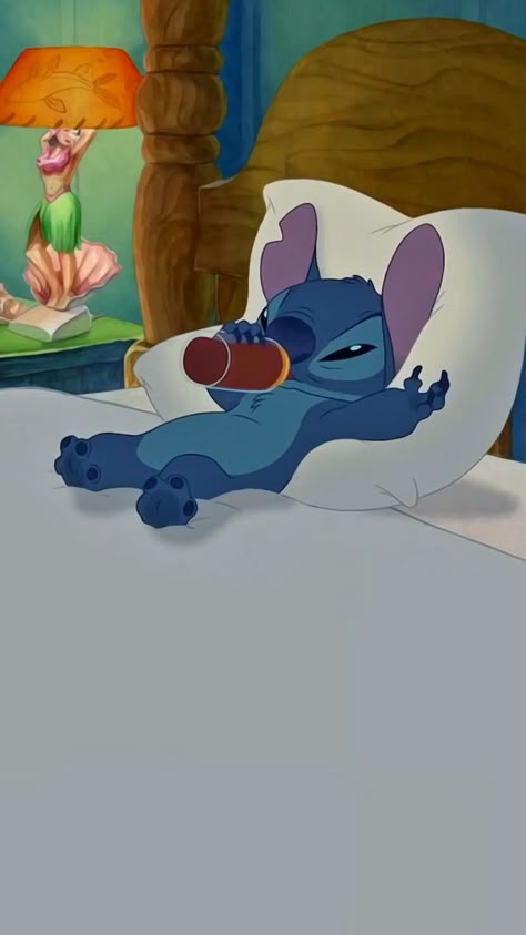 Lilo Y Stitch, Disney Stitch, Stitch Disney, Cute Disney, Disney Wallpaper, Lilo And Stitch, Cartoon Character, Disney Pixar, Pixar