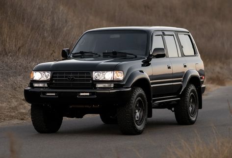 vintage suv Land Cruiser Black Edition, 1976 Land Cruiser, Land Cruiser 70 Series Pickup, Toyota Land Cruiser 80 Series, Toyota Trucks 4x4, Land Cruiser Fj80, Toyota Lc, Land Cruiser 70 Series, Land Cruiser 80