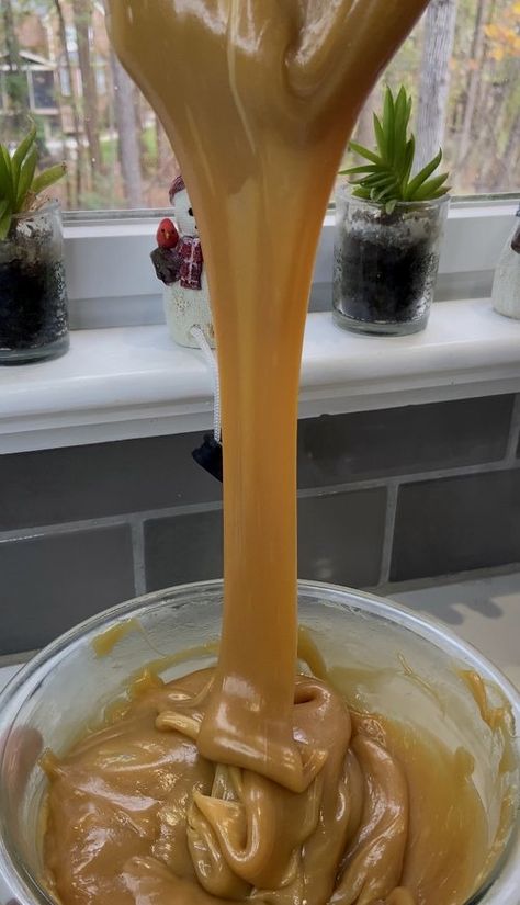 Soft Caramel Recipe Condensed Milk, Condensed Milk Caramel Stove Top, Identical Recipes, Recipes Using Condensed Milk, Caramel From Condensed Milk, Soft Caramels Recipe, Sweet Spreads, Caramels Recipe, Soft Caramels