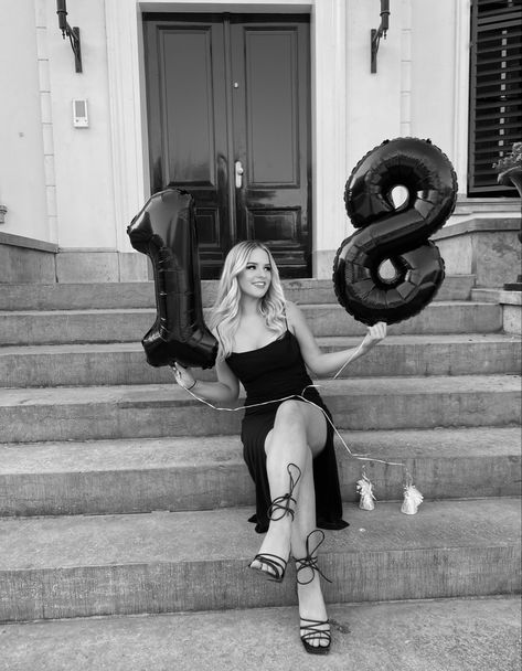 ig: demiidzn #18th #bdaypics #18thbirthday #bdayshoot #instainspo #bdayfotoinspo 18th Birthday Photoshoot Themes, 18th Birthday Photoshoot Ideas Instagram, 18th Birthday Picture Ideas, 18th Birthday Photos, 18th Bday Photoshoot Ideas, 18th Birthday Pics, 18th Photoshoot Ideas, 18th Birthday Pictures, Black 18th Birthday