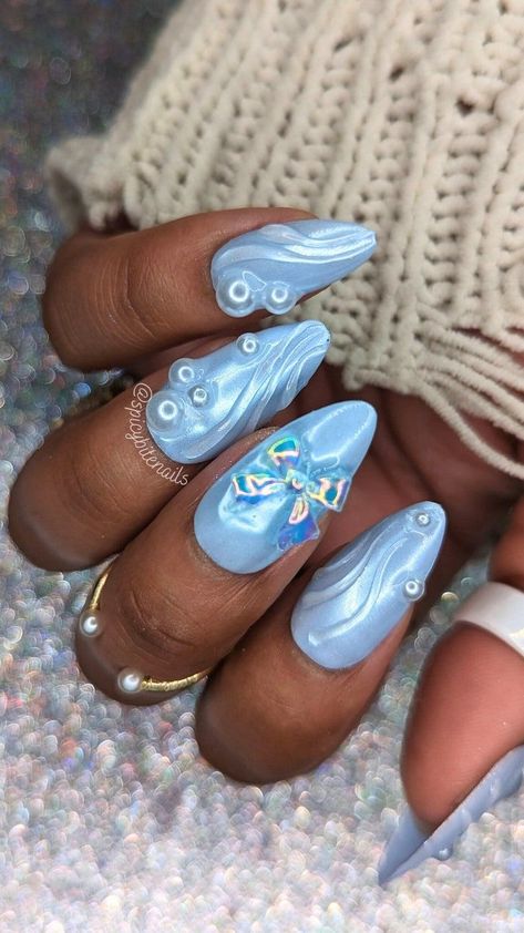 Quince Nails Dusty Blue, Cute Light Blue Nail Designs, Sky Blue Glitter Nails, Dainty Blue Nails, Blue White Winter Nails, Light Blue Chrome Nails Designs, Powder Blue Nails Acrylic, Bright Blue Chrome Nails, Nails With 3d Designs