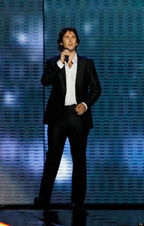 Josh Groban Albums, Josh Groban Broadway, Josh Gorban, The Great Comet, Josh Groban, Mens Wearhouse, Barbra Streisand, Michael Buble, Beautiful Voice