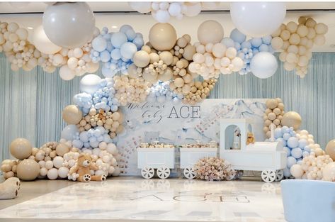 Baby Shower Oso, Baby Party Decorations, Birthday Decorations At Home, Baby Birthday Decorations, Baby Shower Deco, Wild One Birthday Party, 1st Birthday Party Themes, Girl Birthday Decorations, Birthday Party Theme Decorations