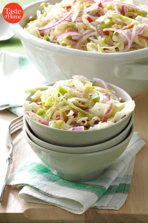 42 Vintage Salads You'll Love to Remember Slaw Recipe, Vegetarian Cabbage, Slaw Recipes, Dressing Recipes, Coleslaw Recipe, Potluck Recipes, Picnic Foods, Taste Of Home, Coleslaw