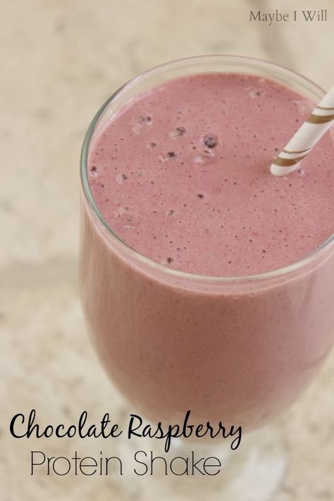 Chocolate Raspberry Protein Shake!! #proteinshakes #protein #healthyeats {www.maybeiwill.com} Raspberry Protein Shake, Chocolate Raspberry Smoothie, Pancakes Protein, Fitness Breakfast, Protein Shakes Recipes, Chocolate Protein Shakes, Protein Smoothies, Protein Shake Smoothie, Raspberry Smoothie