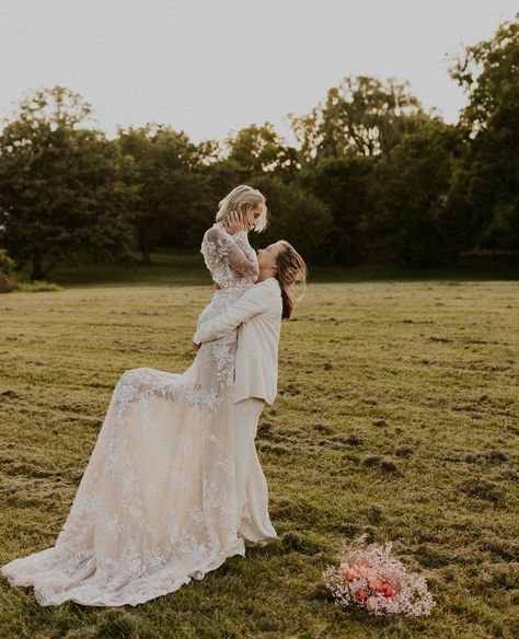 Pink Lesbian Wedding, Love After Divorce, Wlw Wedding, Wedding Dancing, Photography Board, Olive And June, Divorce And Kids, Lgbtq Wedding, Three Children