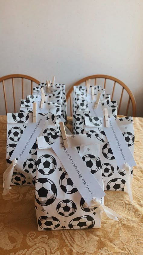 Soccer Themed Party Favors, Football Party Bag Ideas, Soccer Themed Gifts, Soccer Birthday Party Favors, 1st Birthday Soccer Theme, Soccer Treat Bags, Soccer Snack Bags, Soccer Gift Bags, Soccer Favors