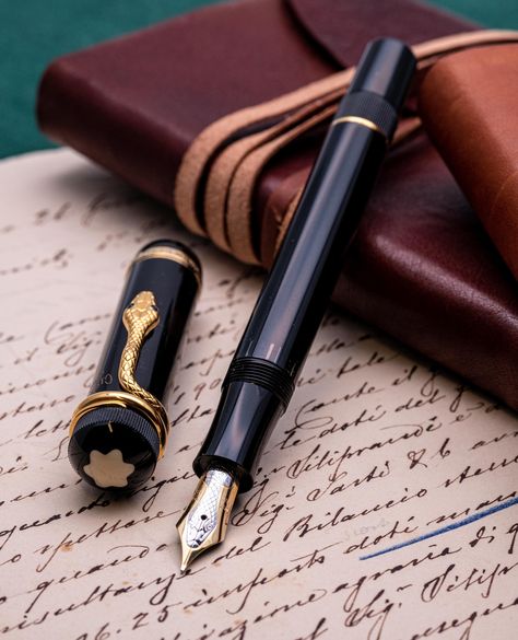 Montblanc – Writers edition: Agatha Christie 4810⁠ ⁠ In 1993, Montblanc launched its second limited series, this time dedicating its limited edition to Agatha Christie.⁠ ⁠ In homage to the well-known writer Agatha Christie who opened the doors of world literary success with her debut work “The Mysterious Affair at Styles”. Exemplary for cunning and wisdom are the legendary heroes of her novels, such as Hercule Poirot and Miss Jane Marple.⁠ ⁠ 4810 fountain pens for the whole world.⁠ The Mysterious Affair At Styles, Mysterious Affair At Styles, Ivy League Aesthetic, Pen Stationary, Pen Journal, Jane Marple, Handwriting Calligraphy, Calligraphy Tutorial, Fine Writing Instruments