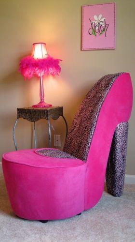 Hot Pink Shoe Chair- I want one for my classroom OMG!!! @Amber Christ this would be perfect in your room! High Heel Shoe Chair, Shoe Chair, Hot Pink Shoes, Leopard High Heels, Tout Rose, Teenage Room, Deco Originale, Pink Chair, Pink Room