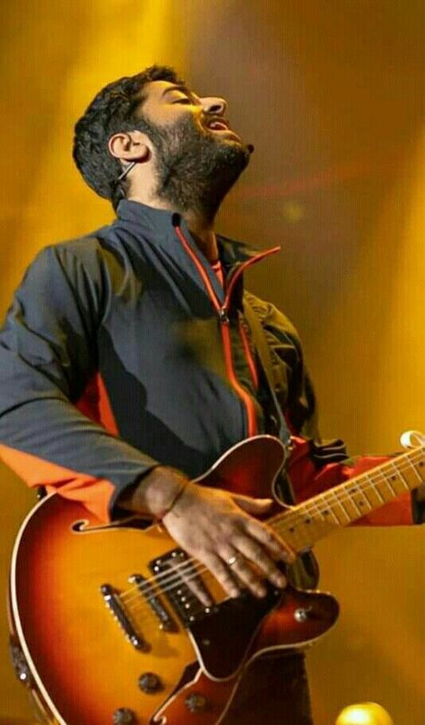 Follow my instagram account - https://instagram.com/luci_.ab?igshid=wu2ttqhnztgi Arjit Singh Photos, Arijit Singh Hd Wallpaper, Arijit Singh Photos Sketch, Arijit Singh Photos New, Singer Talent, Best Music Artists, Hd Wallpaper 4k, My Love Song, Arijit Singh