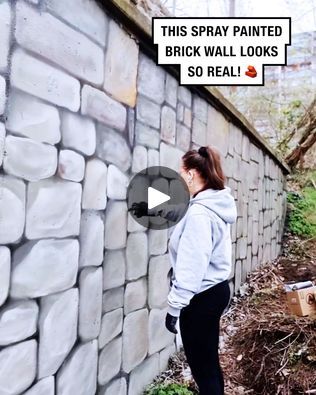 Realistic Spray-Painted Brick Wall Mural | The detailed layers on this mural make it look like real bricks 🤩 🧱 | By UNILADFacebook Brick Wall Mural, Painted Brick Wall, Quilting Lines, Painted Brick, Garden Stuff, Brick Wall, Painting Techniques, Wall Mural, Wall Murals