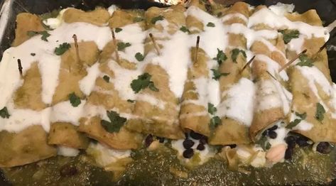 Vegano Verde Jackfruit Enchiladas | Veggies at Tiffani’s Jackfruit Enchiladas, Vegan Enchiladas, Vegan Mozzarella, Vegan Meals, Enchilada Sauce, Saute Onions, Yummy Recipes, Cilantro, Baked Dishes