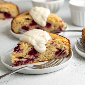 Leftover Ricotta, Lemon Ricotta Muffins, Raspberry Ricotta Cake, Raspberry Ricotta, Ricotta Cream, Canned Carrots, Mini Carrot Cake, Unfrosted Cake, Cream Cheese Frosting Cake