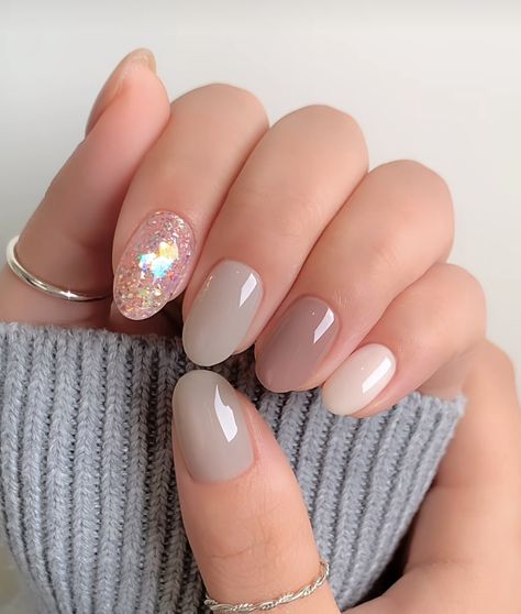 Dipped Nails Colors, Short Nails Sns, Subtle Sparkle Nails, Short Gelish Nails, Hello Nails, Subtle Nails, Simple Gel Nails, Casual Nails, Blush Nails