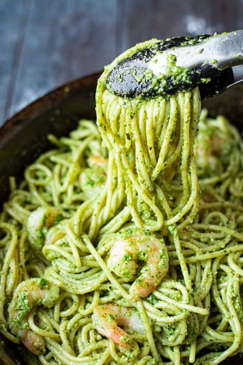 Shrimp pesto pasta is a delicious and fresh-tasting pasta recipe made with spaghetti, sauteed garlicky shrimp, and fresh homemade basil pesto. It's an incredibly simple dish to pull together but it tastes absolutely amazing thanks to freshly made basil pesto. #pastarecipes #pasta #pestoshrimp #pesto What To Serve With Shrimp, Recipes Using Pesto, Cheesy Gnocchi, Pescatarian Lifestyle, Recipes Pesto, Shrimp Pesto Pasta, Homemade Basil Pesto, Appetizers Crockpot, Make Homemade Pasta